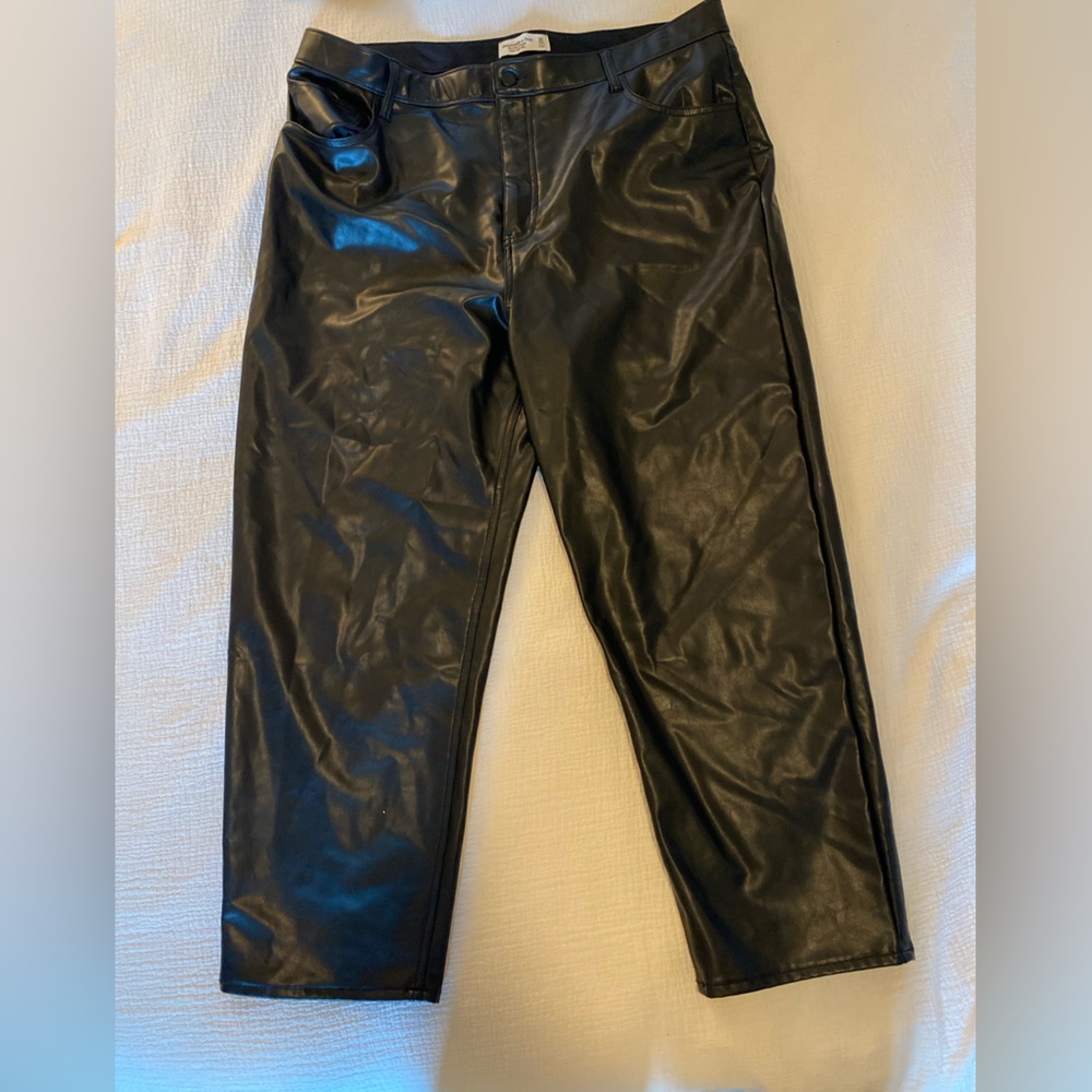 NWT Abercrombie Ankle Straight Ultra High Rise Leather Pants